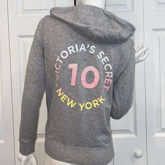 NEW VICTORIA SECRET SWEATER hoodie - Picture 1 of 6
